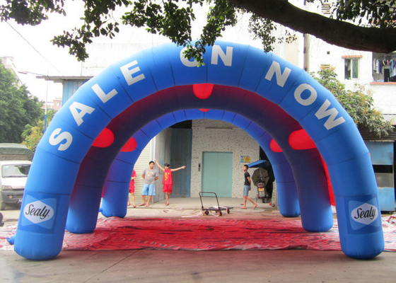 OEM कस्टम तंबू उड़ा, आर्क आकार Inflatable परिवार तंबू 8x6x4.5m आयाम