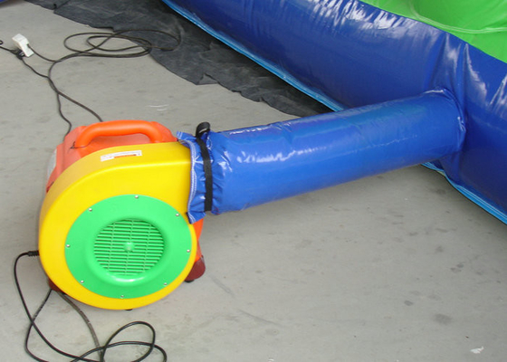 खेल थीम्ड आउटडोर फुलाते पार्क, वयस्कों के लिए 1 वर्ष की वारंटी Inflatable पार्क