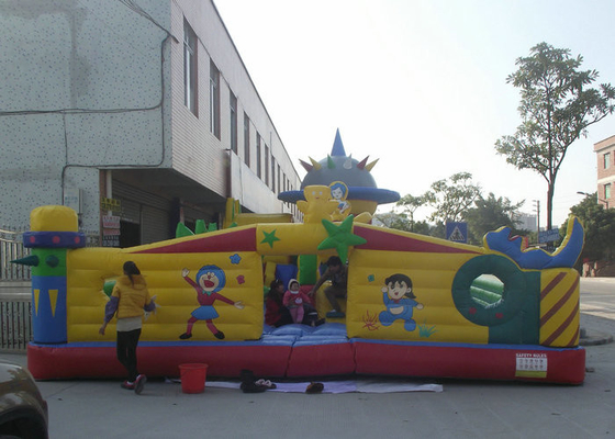 अधिकतर Inflatable मनोरंजन पार्क उच्च सुरक्षा सामग्री उछालभरी जूमिंग कैसल