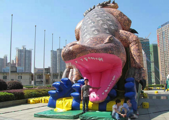 विशालकाय Inflatable मनोरंजन पार्क खेलने के लिए 19mx5.5m आयाम सुरक्षित प्रवेश