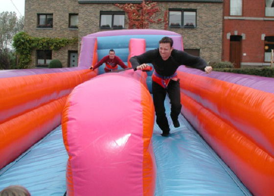 दो लेन Inflatable खेल खिलौने बच्चों और वयस्कों के लिए बंगी रन घर्षण प्रतिरोध