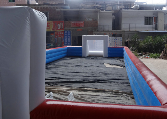 रेड और ब्लू इन्फ्लैटेबल फ़ुटबॉल गेम 183 मीटर एममेंशन पार्क के लिए आयाम