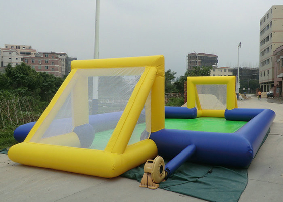 कस्टम मेड इंफ़्लैटबल खेल खिलौने ज्वाला Retardant 18x10m खेल गेमिंग के लिए