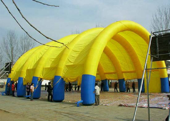 व्यापार के लिए लाल रंग आउटडोर Inflatable तम्बू पीवीसी लेपित नायलॉन विज्ञापन