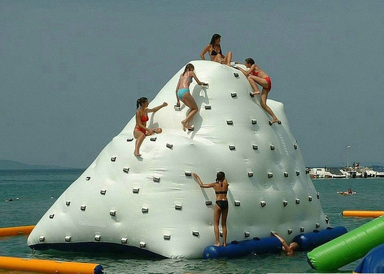 लोगो मुद्रित Inflatable जल खिलौने चढ़ाई के लिए स्थिर मजबूत हुक सुविधाजनक