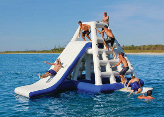 चढ़ाई प्रकार Inflatable पानी के खिलौने सीई के साथ सशक्त नेट अंदर सफ़ेद