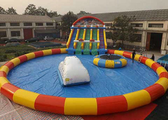 लोगो प्रिंटिंग Inflatable जल खेल का मैदान पंचर प्रतिरोधी गैर त्वचा के लिए उत्तेजक
