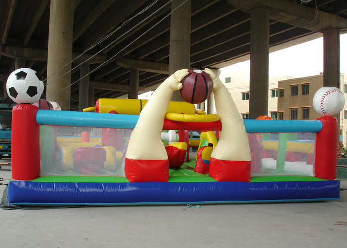 खेल थीम्ड आउटडोर फुलाते पार्क, वयस्कों के लिए 1 वर्ष की वारंटी Inflatable पार्क