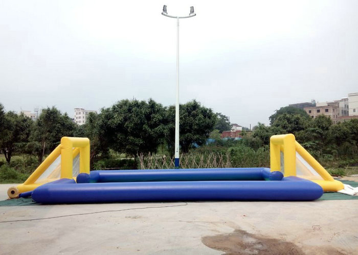 कस्टम मेड इंफ़्लैटबल खेल खिलौने ज्वाला Retardant 18x10m खेल गेमिंग के लिए